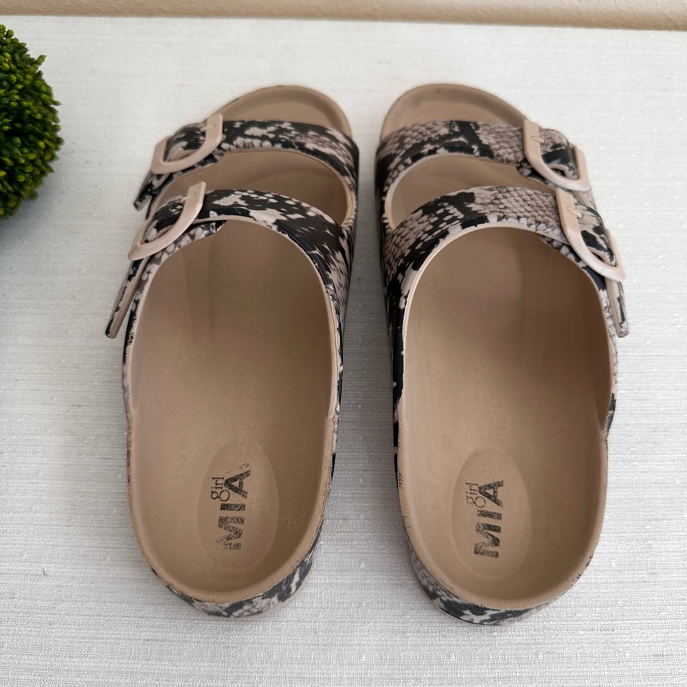 MIA Girl Snake Print Taupe/Black Dual Buckle Lightweight Slide Sandals Women’s 7 - Picture 6 of 8